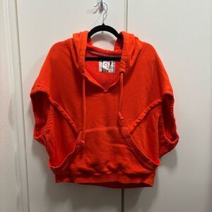 Anthropologie Akemi + Kin Women’s XS Orange Short Sleeve Hoodie Sweatshirt